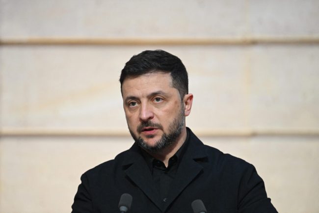 zelenski-afirma-ca-va-directiona-banii-acordati-de-ue-in-aparare,-iar-daca-razboiul-se-incheie-se-vor-folosi-pentru-reconstructie