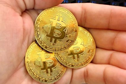 cat-platesti-impozit-in-romania-daca-faci-bani-din-bitcoin-si-alte-criptomonede-in-2026