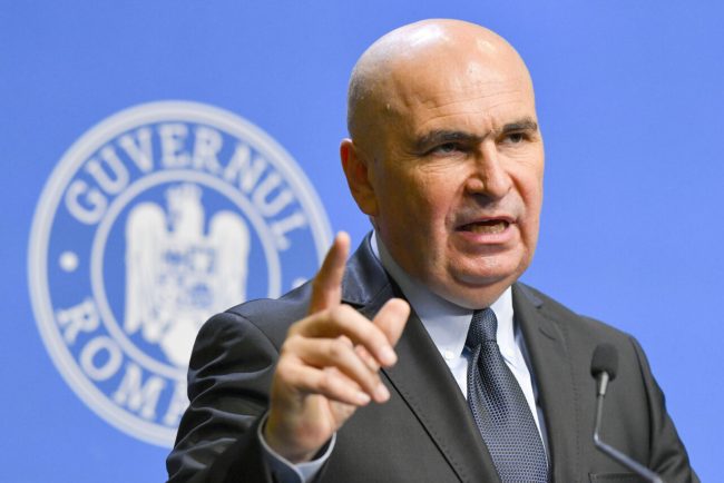adio-punti-de-zile-libere-pentru-bugetari?-cum-vrea-bolojan-sa-taie-zilele-libere-dintre-sarbatori