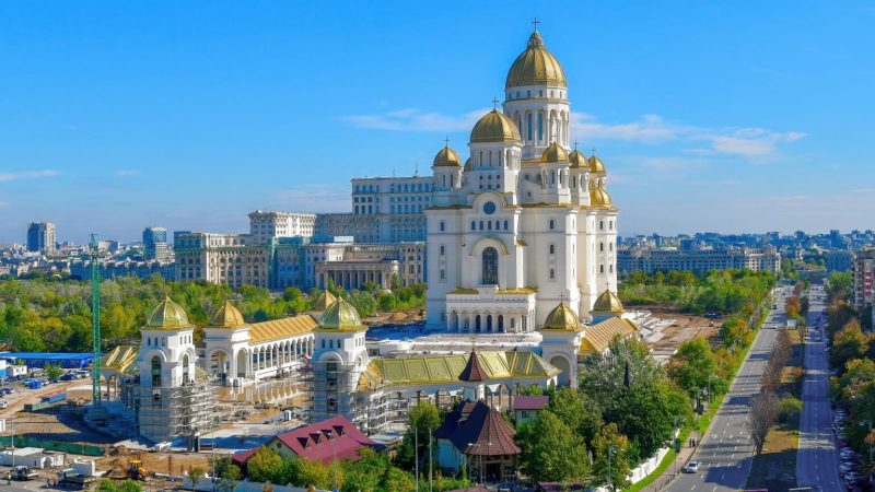 catedrala-nationala-se-redeschide-pentru-public-de-sarbatori.-programul-complet-de-vizitare