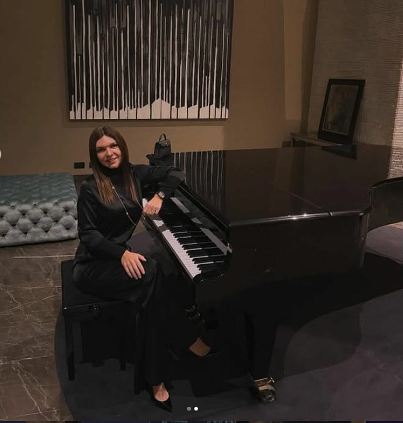 simona-halep-le-a-aratat-romanilor-cum-petrece-craciunul!-a-tras-tare-la-sala-si-apoi-s-a-infruptat-cu-pofta-din-cozonac
