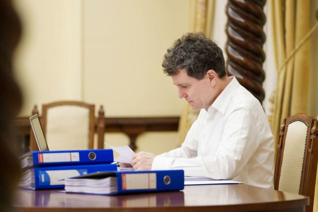 nicusor-dan-anunta-consultari-la-cotroceni-cu-magistratii-dar-in-spatele-usilor-inchise