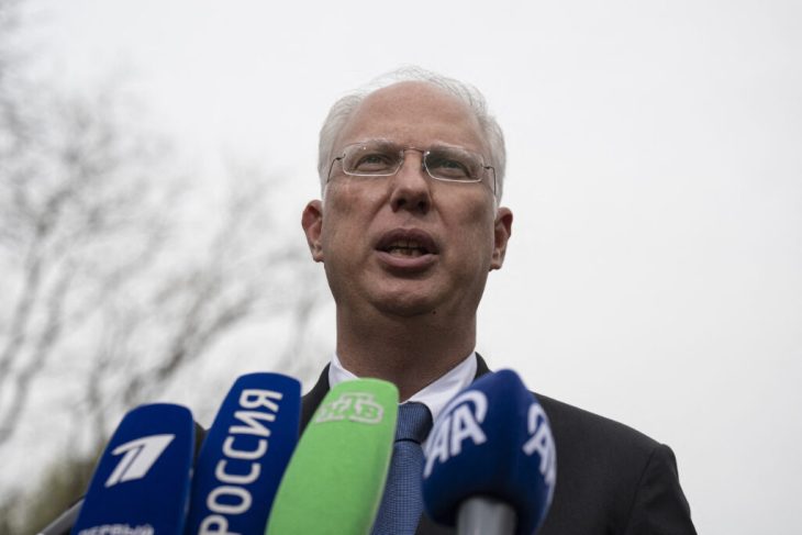 dmitriev:-discutiile-cu-witkoff-si-kushner-la-miami-au-fost-constructive-/-putin,-pregatit-sa-discute-cu-emmanuel-macron
