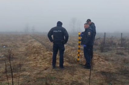 hotii-au-furat-o-conducta-de-irigatii-in-oltenia.-au-sapat-transee-pe-2-km-pentru-a-o-dezgropa