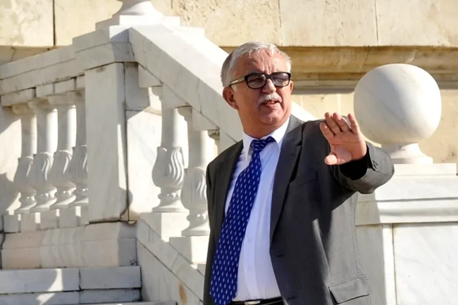 si-augustin-zegrean,-fostul-sef-ccr,-ii-distruge-ideile-lui-nicusor-dan:-nu,-nu-poate-sa-faca-referendum,-cred-ca-a-gresit-termenul