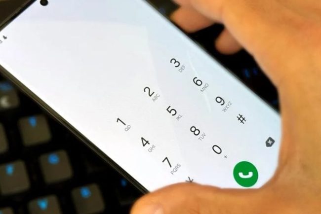 apel-spam-pe-telefon?-greseala-aparent-banala-care-te-transforma-intr-o-tinta-pentru-escroci
