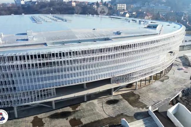 e-aproape-gata-bijuteria-de-peste-70000000-de-euro-din-orasul-preferat-al-lui-ion-tiriac.-au-aparut-imagini-noi-cu-sala-polivalenta-din-brasov