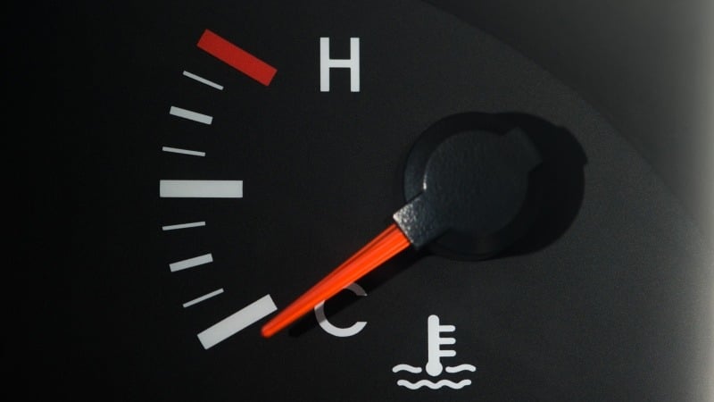 martor-temperatura-motor:-ce-verifici-in-primele-2-minute-ca-sa-nu-faci-avarie-majora