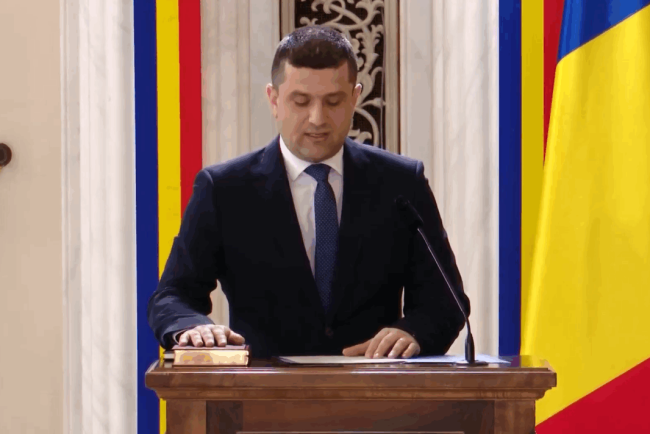 radu-miruta-a-depus-juramantul-de-investitura-pentru-functia-de-ministru-al-apararii