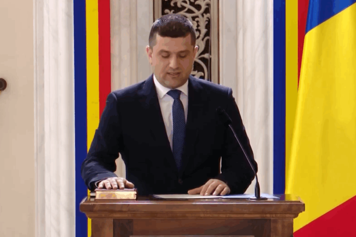 radu-miruta-a-depus-juramantul-de-investitura-pentru-functia-de-ministru-al-apararii