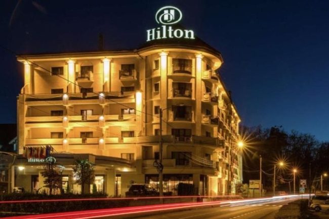 primele-imagini-dupa-incidentul-de-la-hotelul-hilton-din-sibiu.-cum-arata-locul-in-care-s-a-prabusit-tavanul