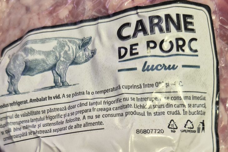cu-cat-a-ajuns-sa-se-vanda-carnea-de-porc-in-lidl,-acum,-inainte-de-craciun