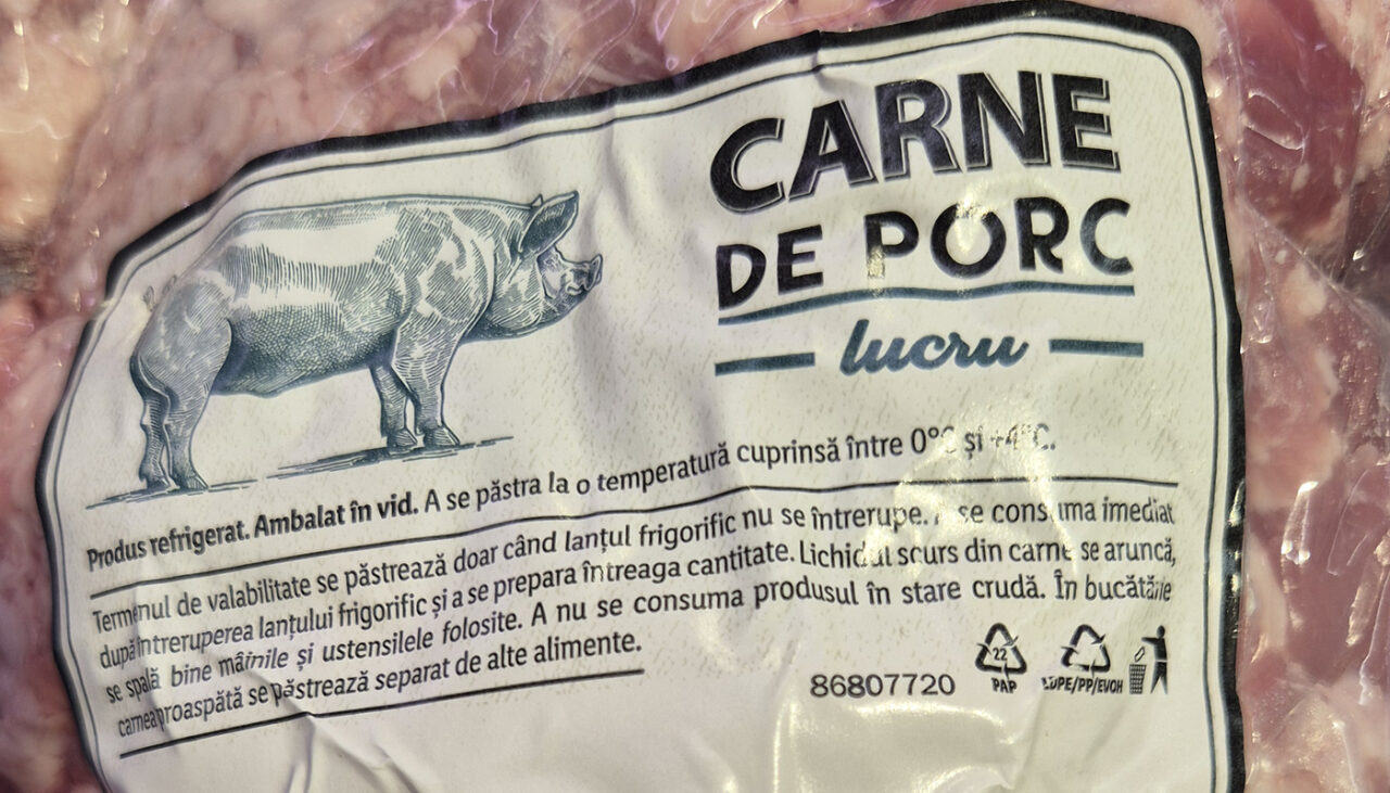 cu-cat-a-ajuns-sa-se-vanda-carnea-de-porc-in-lidl,-acum,-inainte-de-craciun