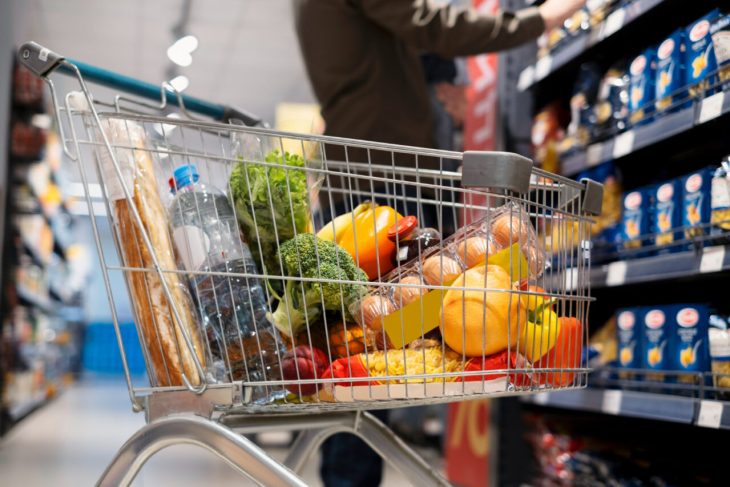 program-special-al-marilor-supermarketurilor-de-revelion-20252026.-cand-sunt-deschise-magazinele?-orarul-complet