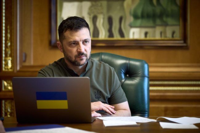 zelenski-afirma-ca-rusia-foloseste-teritoriul-belarusului-pentru-a-ocoli-apararea-ucrainei