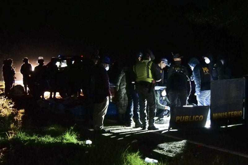 15-persoane-au-murit,-dupa-ce-un-autocar-a-cazut-intr-o-prapastie-de-100-de-metri,-in-guatemala.-presedintele-a-declarat-doliu-national