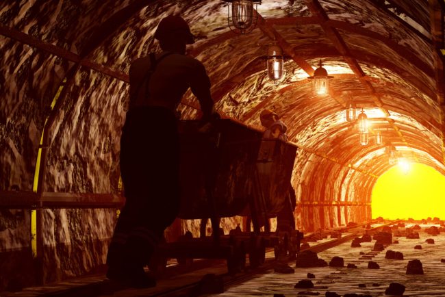ce-salariu-incaseaza-o-tanara-din-spania-lucreaza-in-minele-din-australia-se-afla-la-14.000-km-de-casa