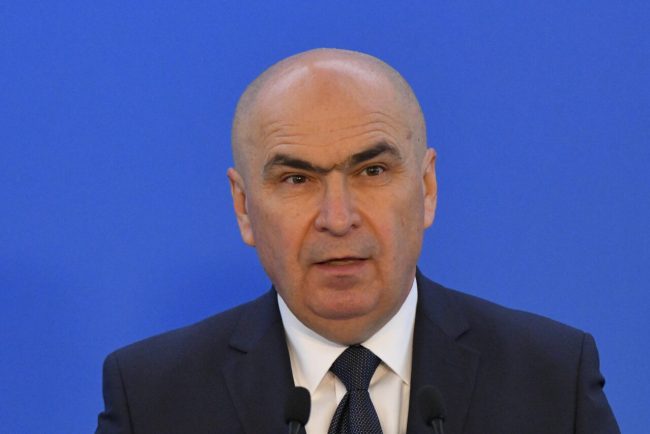 sindicalistii-pregatesc-proteste-masive-impotriva-guvernului-bolojan,-dupa-anuntul-premierului-despre-concedieri:-nu-doreste-o-reforma-reala
