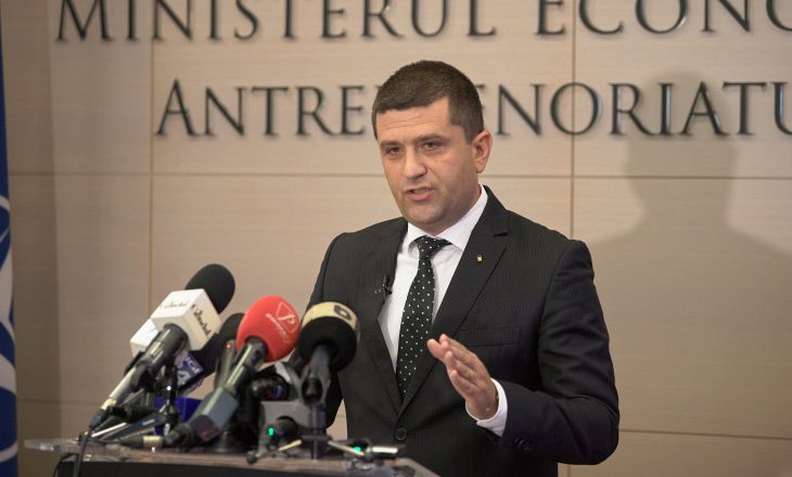 ministrul-usr,-radu-miruta,-suparat-ca-reforma-lui-bolojan-s-a-blocat-in-haosul-din-ccr:-va-cam-bateti-joc