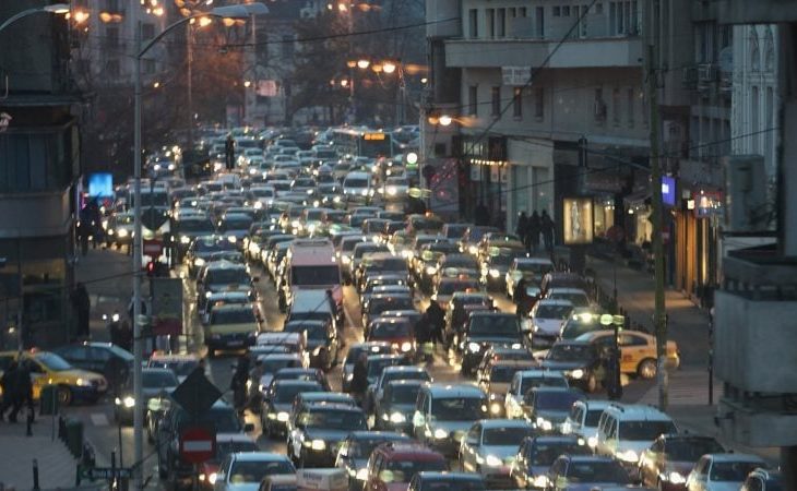 „jungla-in-toata-regula”-bucurestiul,-in-topul-celor-mai-aglomerate-din-lume.-traficul,-ingreunat-de-la-un-an-la-altu