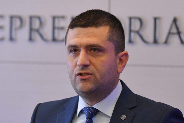 ministrul-apararii,-radu-miruta,-da-asigurari-ca-salariile-militarilor-nu-vor-scadea:-am-cerut-pentru-anul-viitor-o-crestere-a-bugetului-mapn