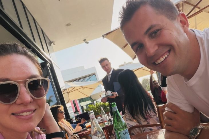 simona-halep-a-facut-public-ritualul-dintre-ea-si-barbatul-cu-care-s-a-afisat-la-dubai:-intotdeauna