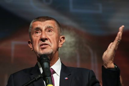 cehia-nu-trimite-soldati-si-nu-cheltuie-bani-publici-pentru-munitia-destinata-ucrainei,-anunta-premierul-ceh