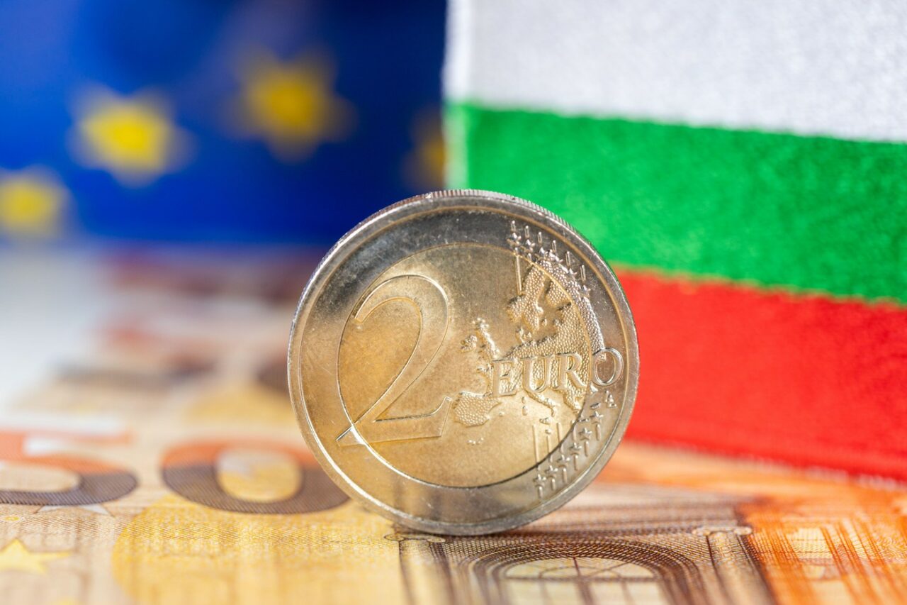 bulgaria-nu-era-pregatita-pentru-trecerea-la-euro.-preturile-cresc-in-mod-nejustificat,-in-timp-ce-autoritatile-nu-stiu-cum-sa-gestioneze-schimbarea