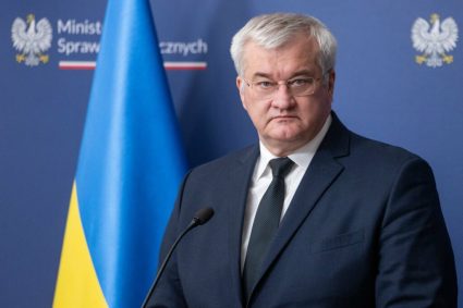 ministrul-de-externe-al-ucrainei-despre-lansarea-rachetei-oreshnik:-putin-foloseste-rachete-balistice-cu-raza-medie-de-actiune-in-apropierea-granitei-nato-ca-raspuns-la-halucinatiile-sale