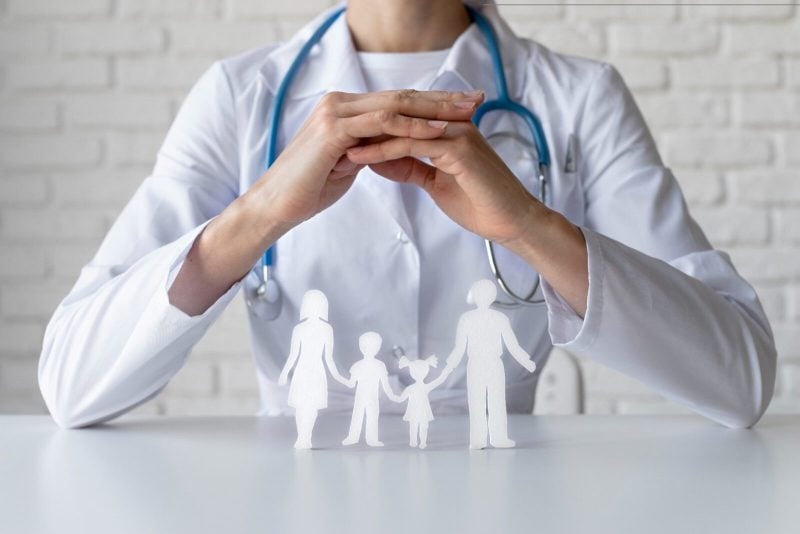cum-poti-beneficia-de-asigurare-medicala-daca-ti-ai-pierdut-locul-de-munca:-este-singura-varianta