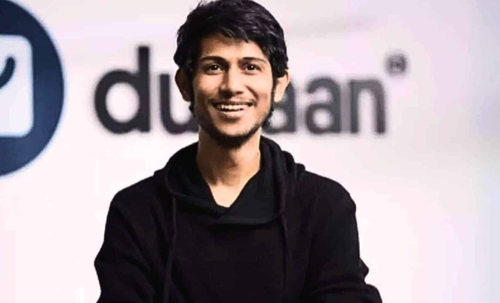 ce-efecte-a-avut-decizia-unui-startup-indian-de-a-inlocui-90%-din-angajati-cu-inteligenta-artificiala
