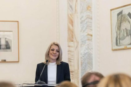 reactie-dura-la-proiectul-pnl-privind-prostitutia:-copiii-romaniei-nu-trebuie-sa-se-prostitueze-legal