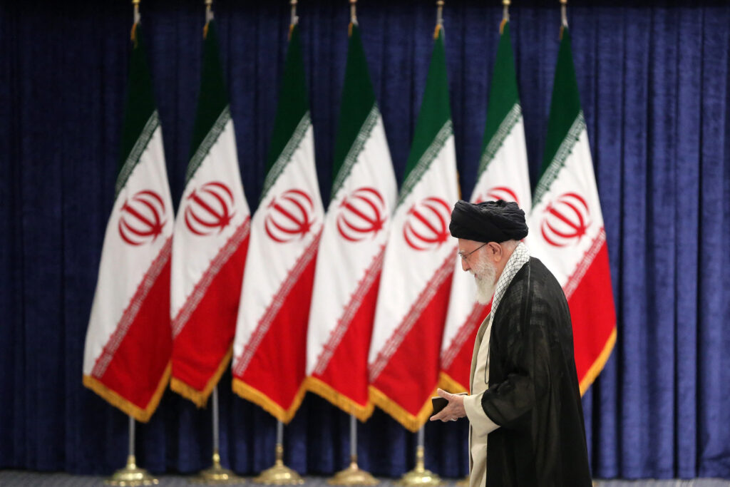 criza-din-iran-zguduie-marile-puteri.-ce-ar-insemna-caderea-regimului-pentru-putin,-trump-si-orientul-mijlociu