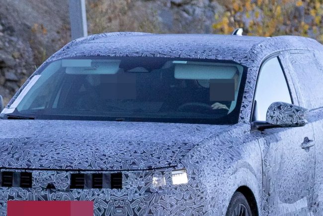 sarbii-au-vazut-noua-dacia-c-neo-si-o-considera-deja-o-adevarata-lovitura