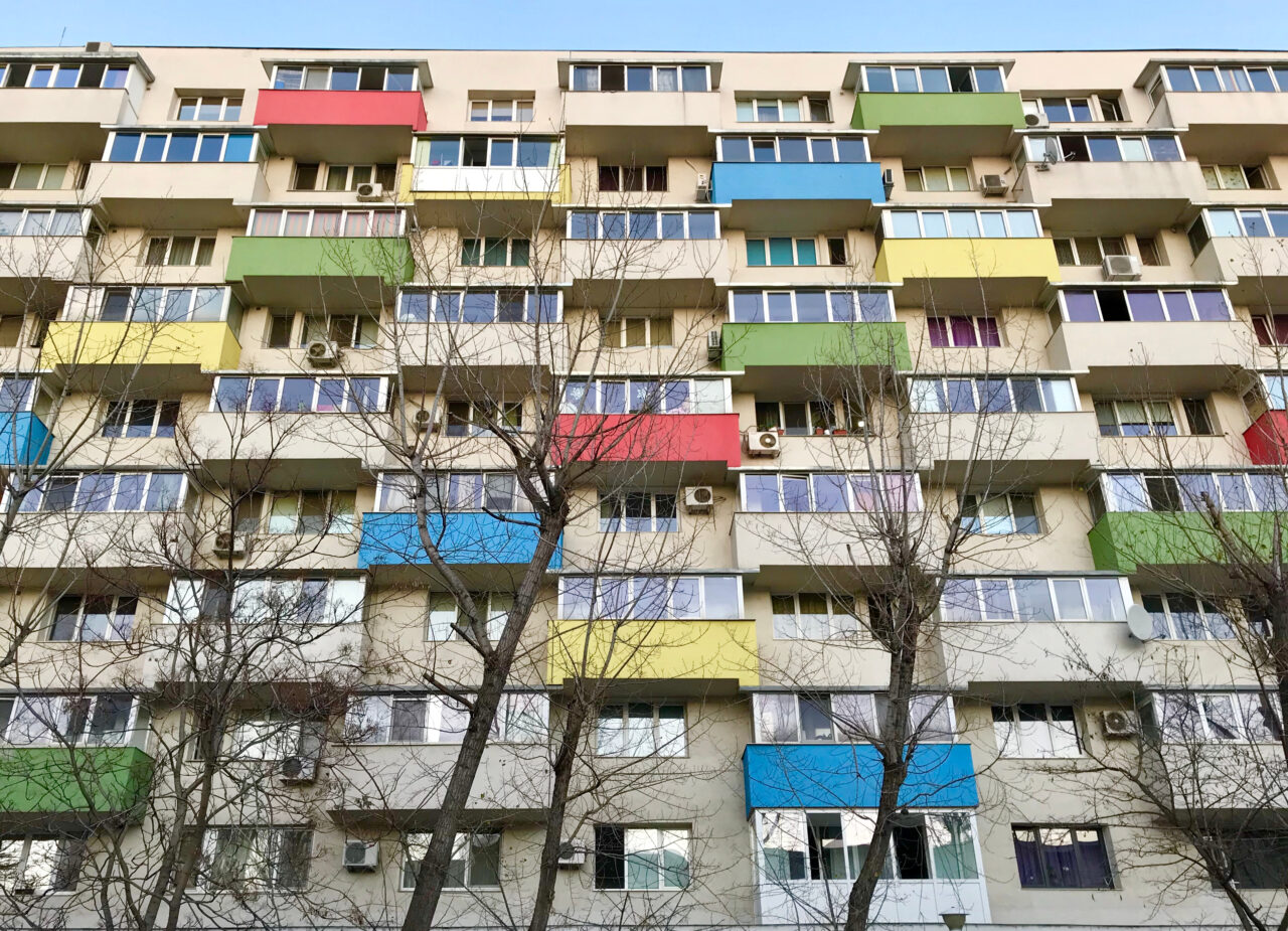 cum-fenteaza-unii-romani-plata-integrala-a-intretinerii.-proprietarii-de-apartamente-trebuie-sa-stie-ca-fac-o-ilegalitate
