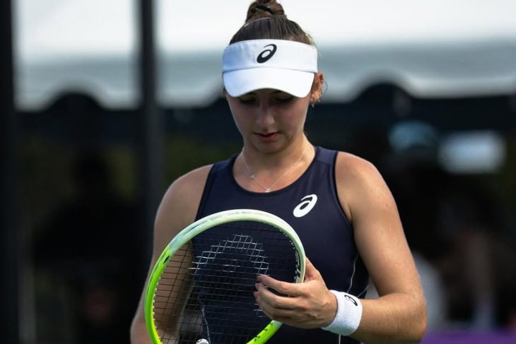 mary-stoiana-e-noua-senzatie-de-la-australian-open.-tatal-ei-e-roman,-dar-ea-joaca-pentru-sua