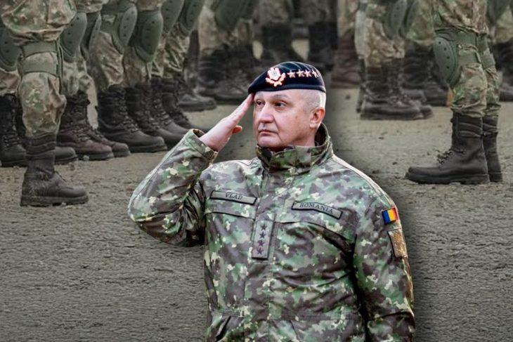 armata-isi-incalta-soldatii.-de-ziua-nationala,-800-de-perechi-de-bocanci-noi-au-trecut-pe-sub-arcul-de-triumf