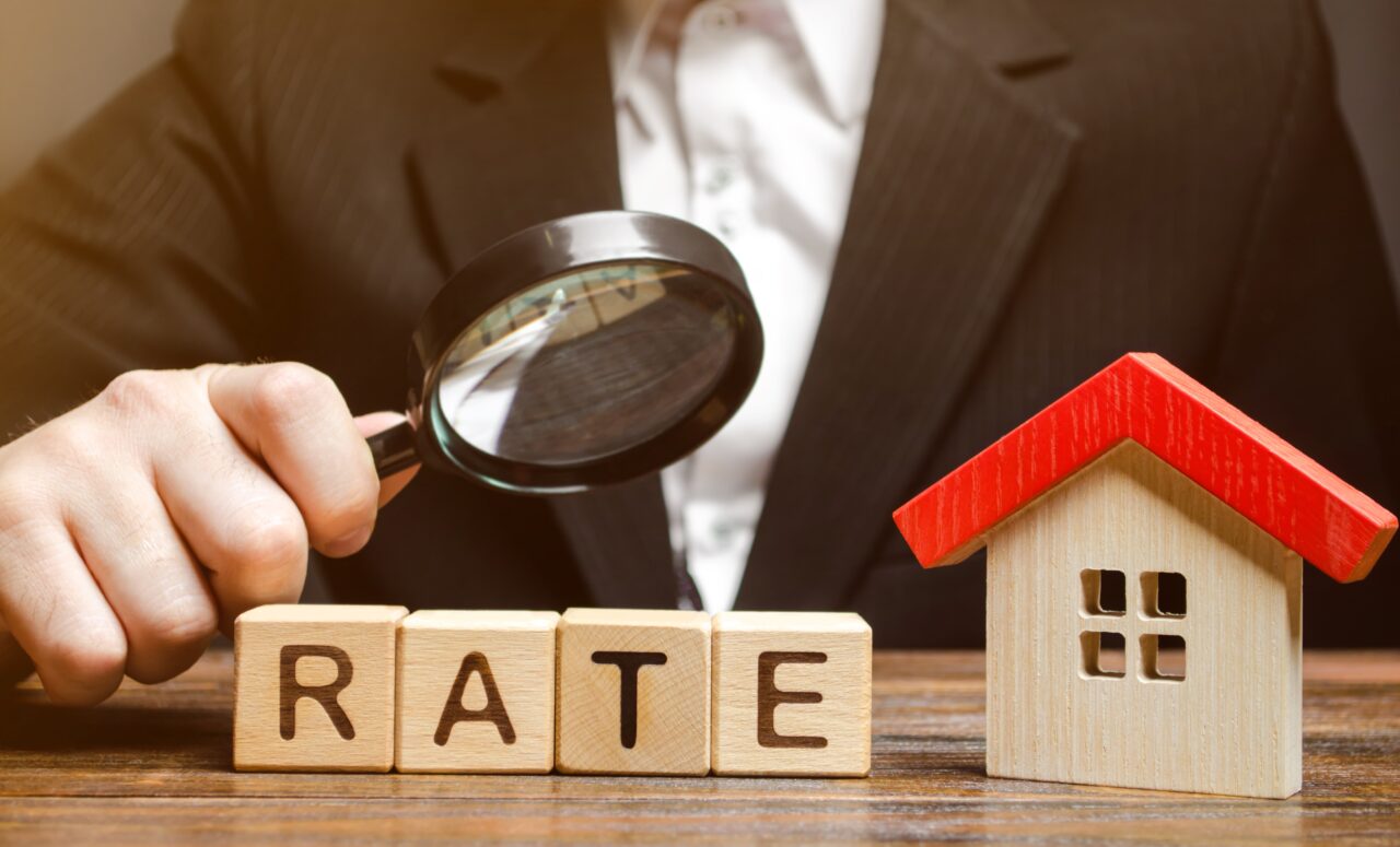 ratele-creditelor-in-lei-scad,-din-aprilie-2026.-cu-cat-vor-plati-mai-putin-romanii-care-au-luat-bani-de-la-banci