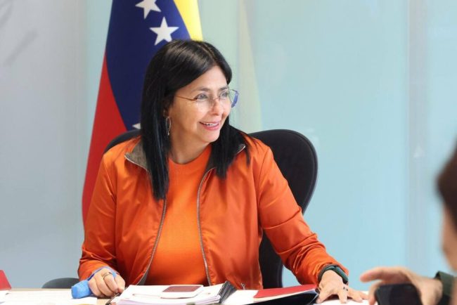 trump,-dupa-ce-a-vorbit-cu-presedinta-interimara-a-venezuelei:-este-o-persoana-extraordinara