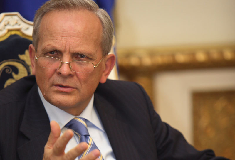 theodor-stolojan:-„romania-nu-a-fost-in-stare-sa-indeplineasca-proiectele-la-care-s-a-angajat”