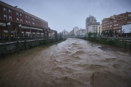 spaniolii-se-razbuna-pe-aducatorii-de-vesti-rele.-meteorologii-din-spania-sunt-pusi-la-zid-pe-x-pentru-ca-prognozeaza-prapadul-climatic