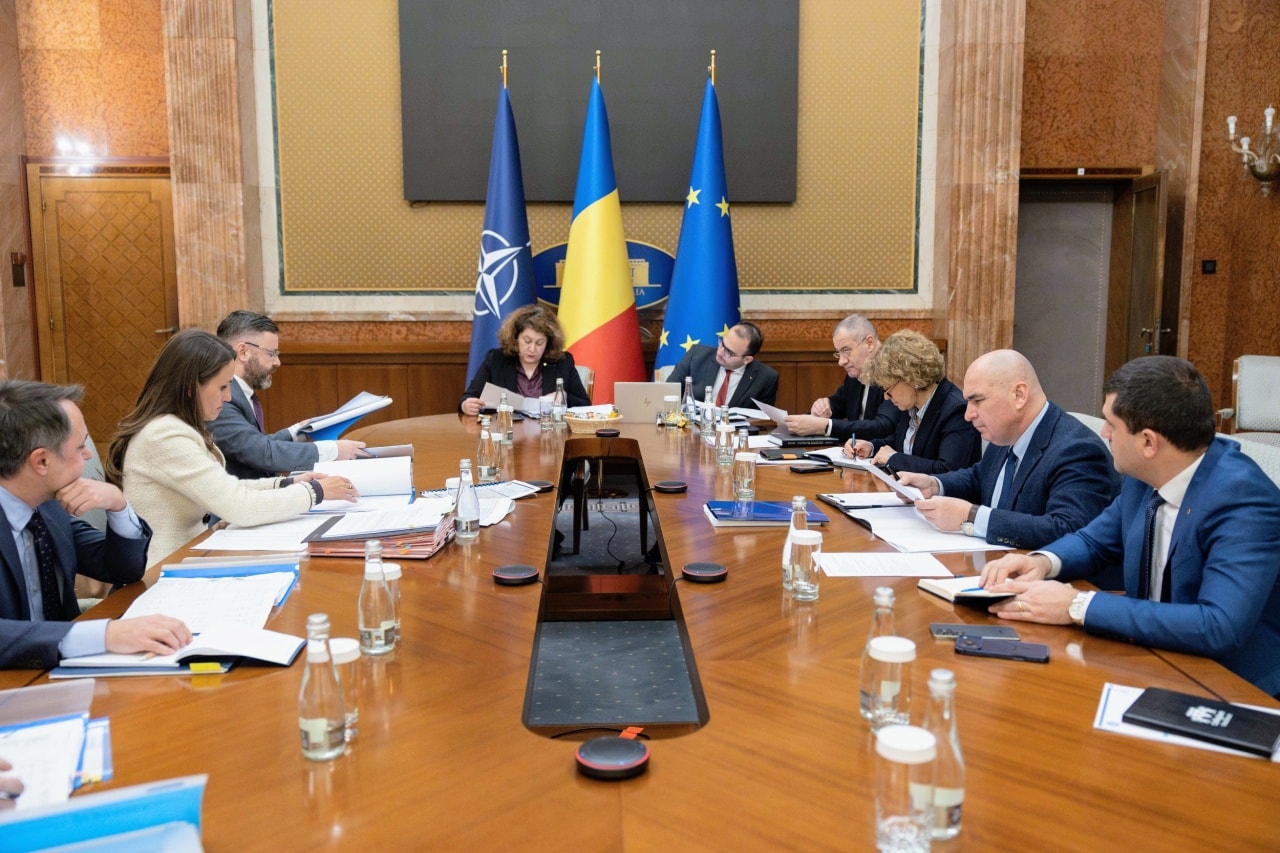 oana-toiu-explica-ce-face-romania-cu-16-milloane-de-euro,-din-safe:-„contracte-pentru-firmele-romanesti-si-locuri-de-munca”