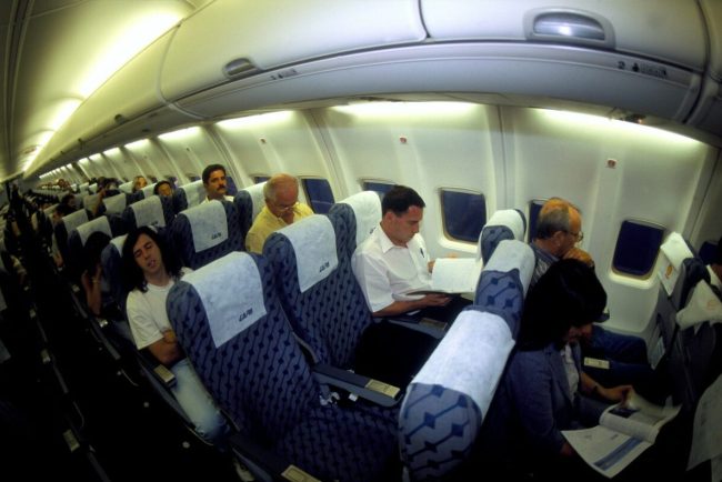 lufthansa-group-interzice-folosirea-bateriilor-externe-pe-durata-zborului.-lista-companiilor-care-s-au-aliniat-deja-noilor-reguli