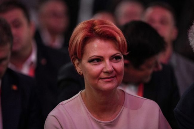 lia-olguta-vasilescu:-psd-se-afla-intr-o-procedura-de-consultare-daca-bolojan-mai-ramane-sau-nu-la-guvernare