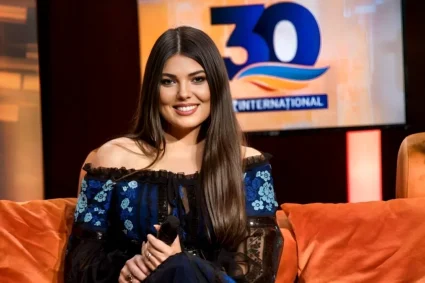 paula-seling,-in-centrul-unui-scandal-diplomatic.-artista-a-facut-un-gest-care-a-starnit-un-val-de-critici