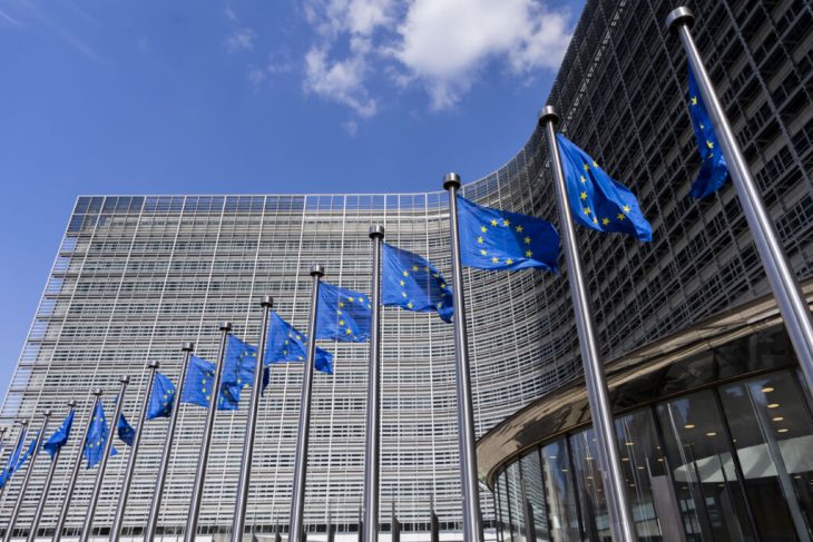 comisia-europeana,-despre-amenintarile-tarifare-ale-sua:-prioritatea-este-dialogul-si-nu-escaladarea-conflictului