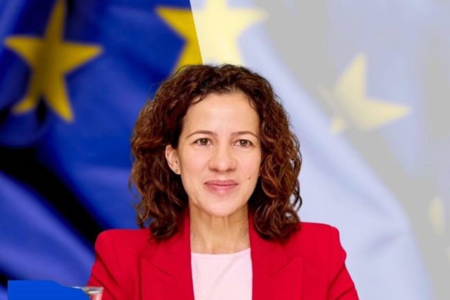 vicepresedintele-comisiei-europene,-roxana-minzatu,-va-dezbate-viitorul-muncii,-la-davos,-in-contextul-noilor-industrii