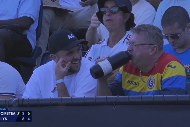 camerele-tv-au-insistat-asupra-unui-spectator-roman-la-meciul-soranei-cirstea-de-la-australian-open