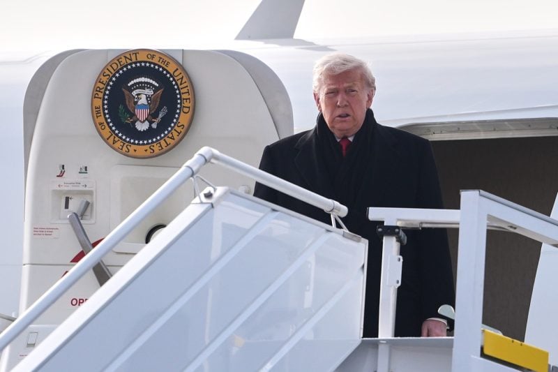 donald-trump-a-ajuns-in-elvetia.-presedintele-american-va-face-anunturi-importante-la-forumul-economic-mondial-de-la-davos