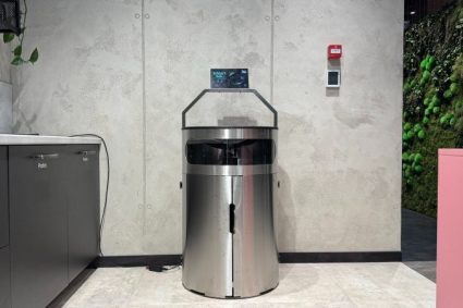 patru-cosuri-intr-unul-singur:-cosul-de-gunoi-cu-ai-care-sorteaza-automat-deseurile